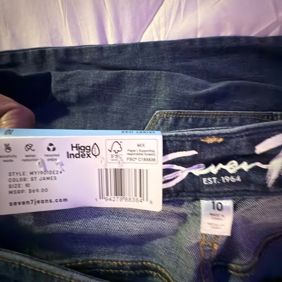 Seven Women's Blue Jeans - Picture 3 of 5